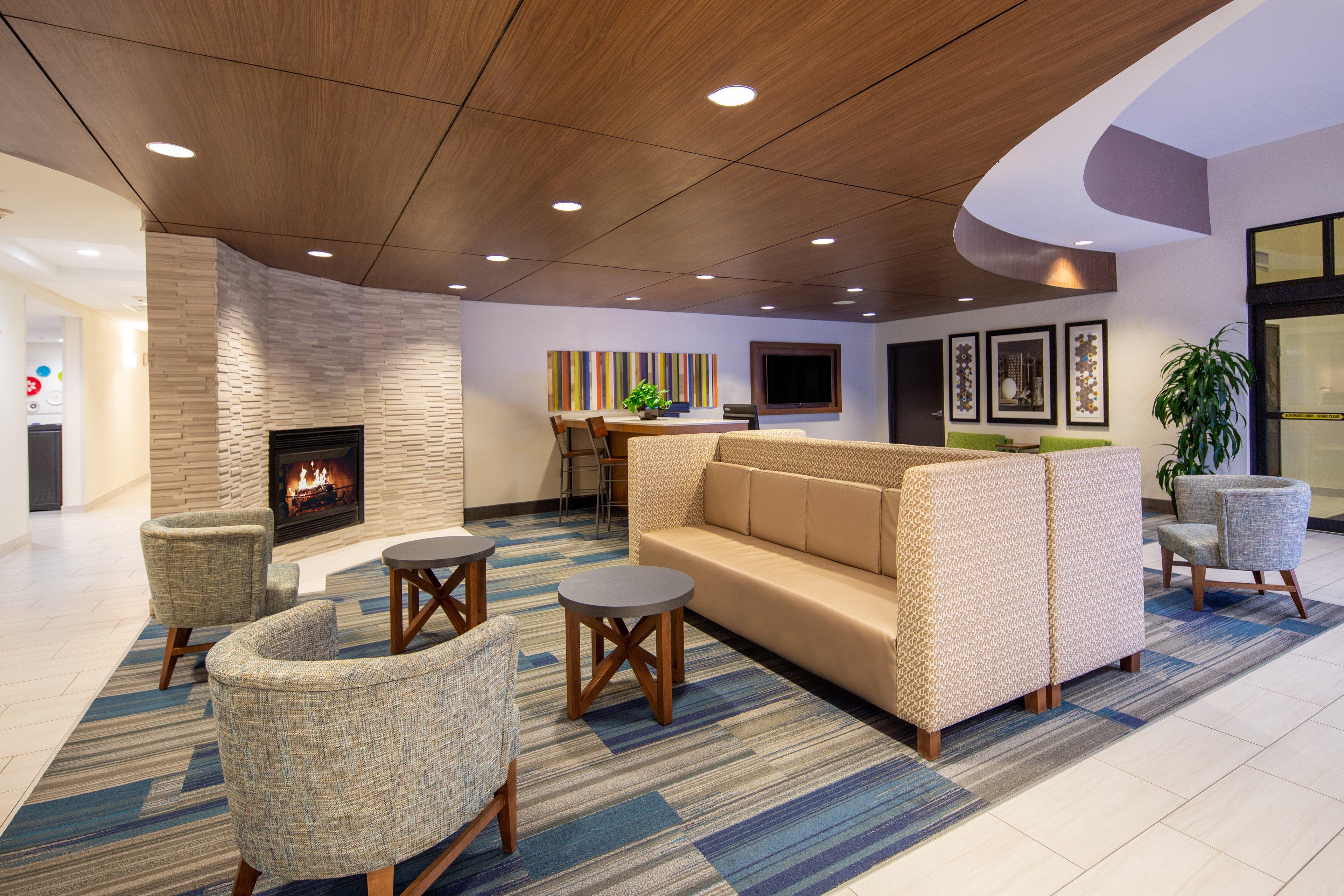Holiday Inn Express Surprise By Ihg Buitenkant foto