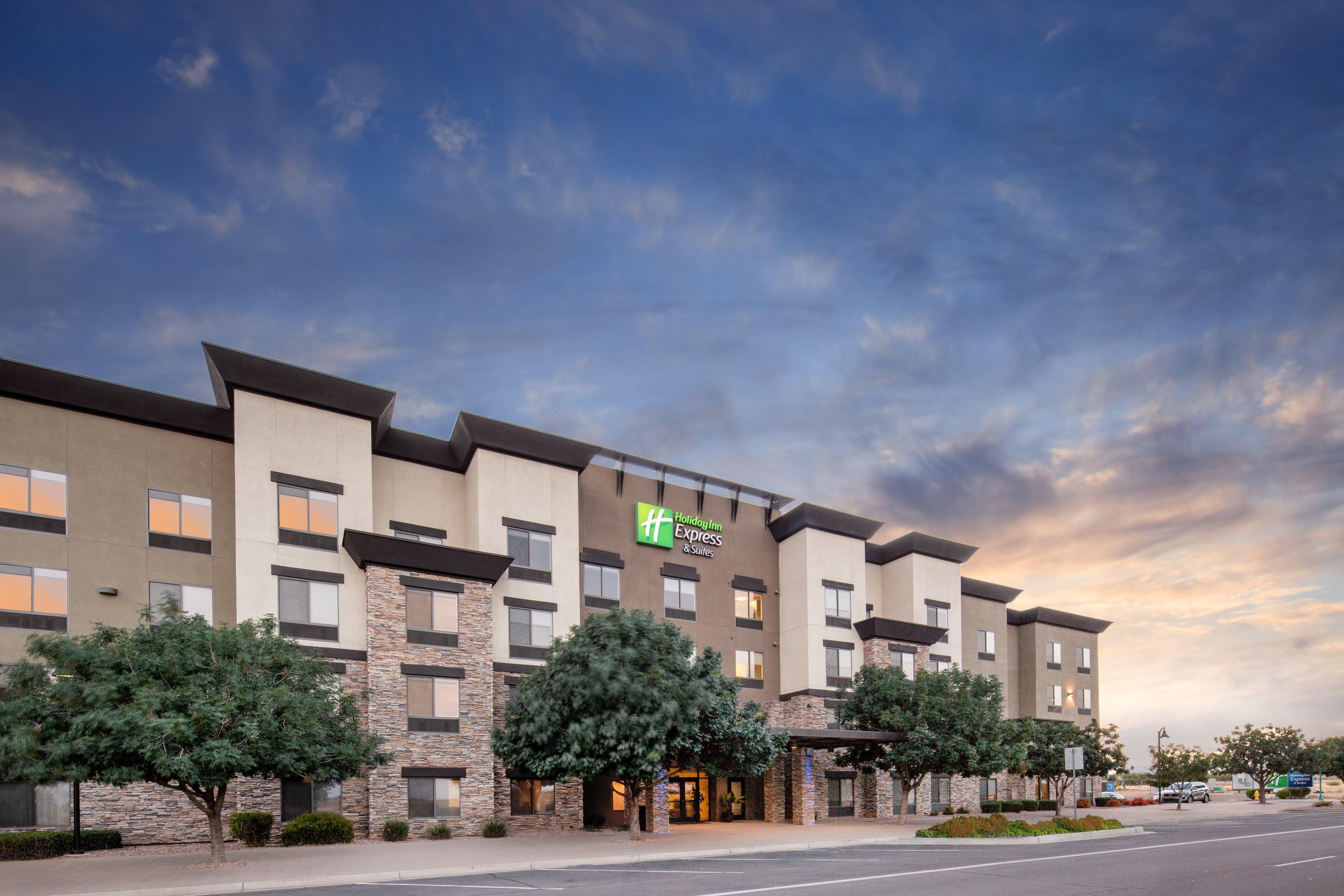 Holiday Inn Express Surprise By Ihg Buitenkant foto