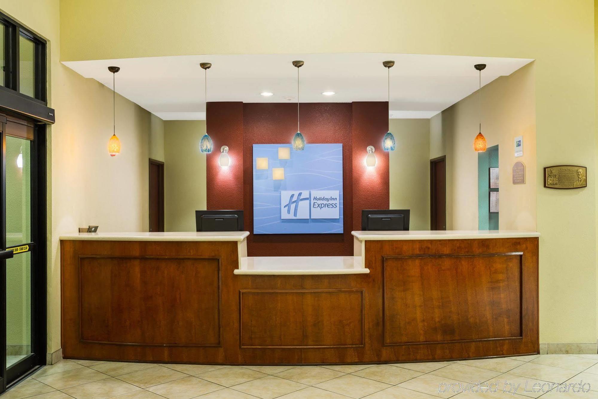 Holiday Inn Express Surprise By Ihg Buitenkant foto